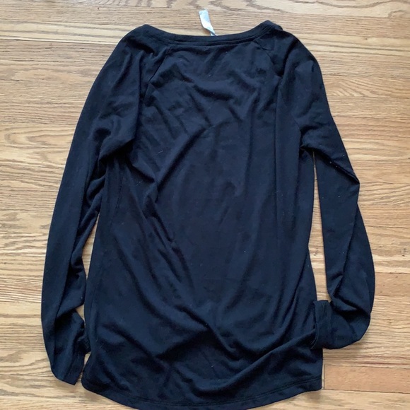 Under Armour Bundle - Tops - Picture 4 of 9